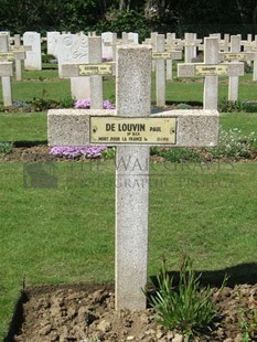 GLAGEON COMMUNAL CEMETERY - DE LOUVIN, PAUL